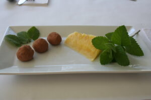 cef80a2u-truffles-with-mint-21