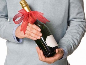 wine-bottle-present-e1317162646808
